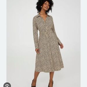 Suzy Shier Patterned Long Sleeve Dress